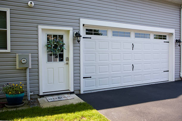24/7 Emergency Garage Door Panel Replacement experts in Perkasie, PA